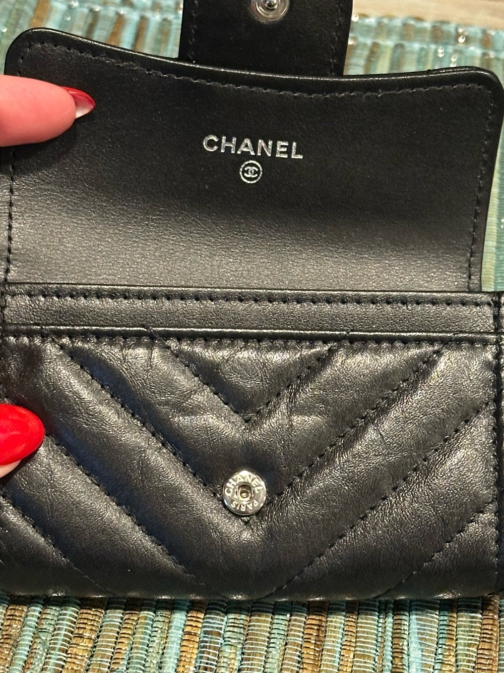 CHANEL Aged Calfskin Chevron Quilted Reissue Card Holder Wallet So Black - Picture 4 of 10